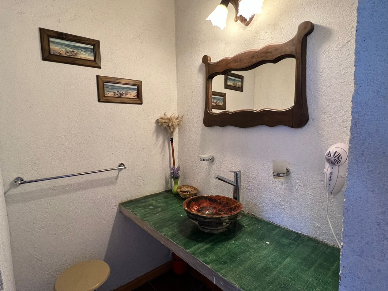 VENTA DE COMPLEJO EN BARRIO GUTIERREZ - LOS REARTES