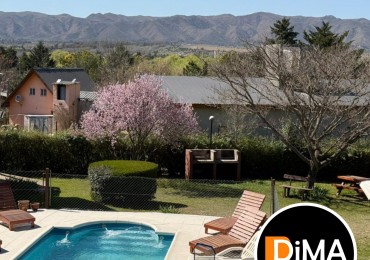 VENTA COMPLEJO DE 5 CABAÑAS CON PILETA - LOS REARTES